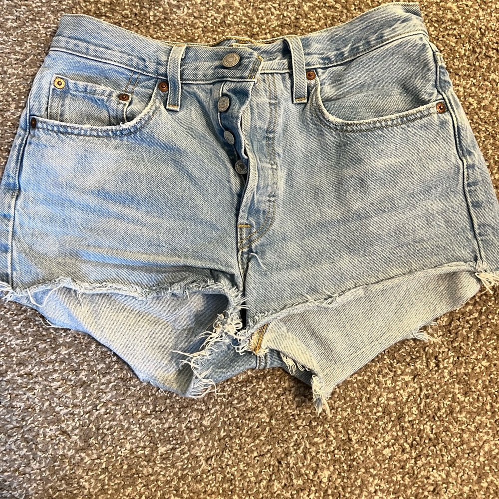 Levi’s high waisted denim shorts